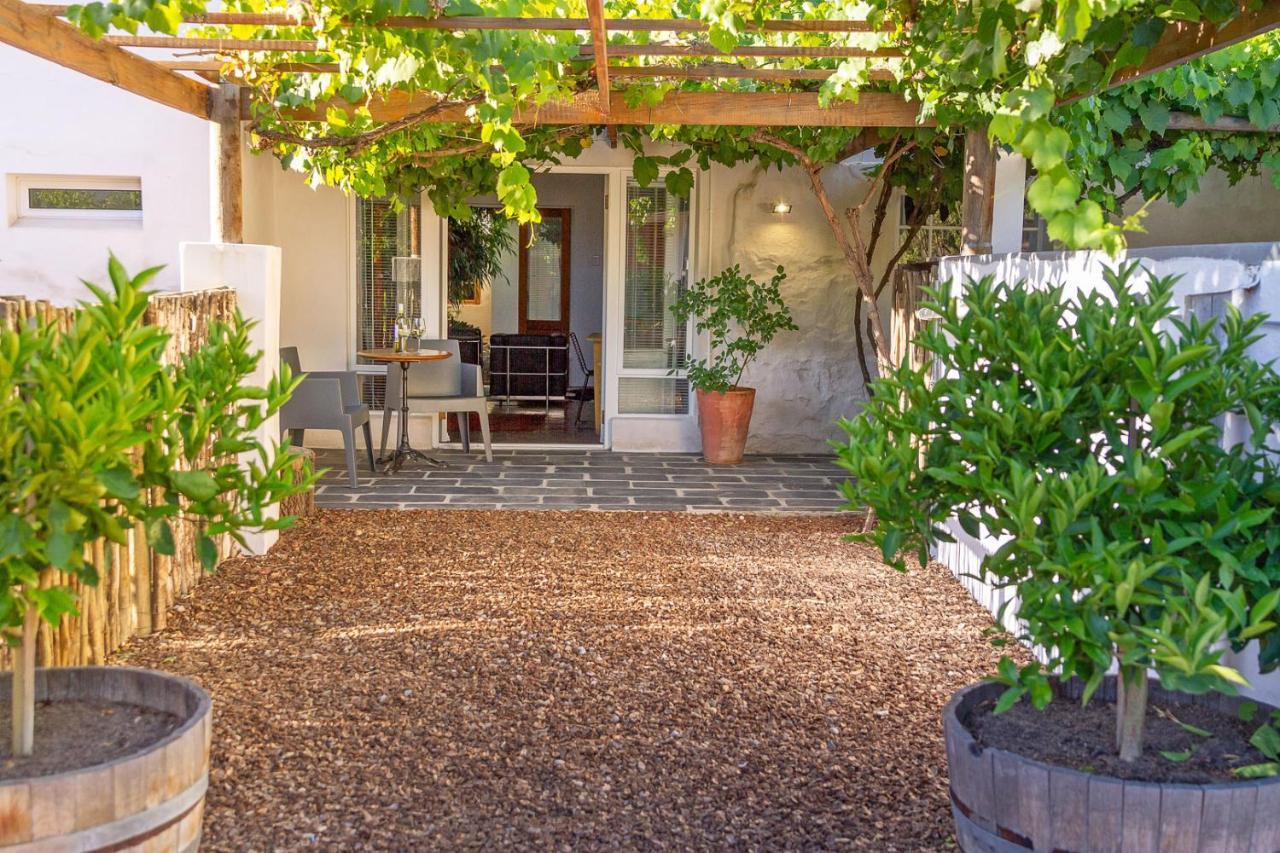 The Barn On 62 - Cottages モンタギュー エクステリア 写真