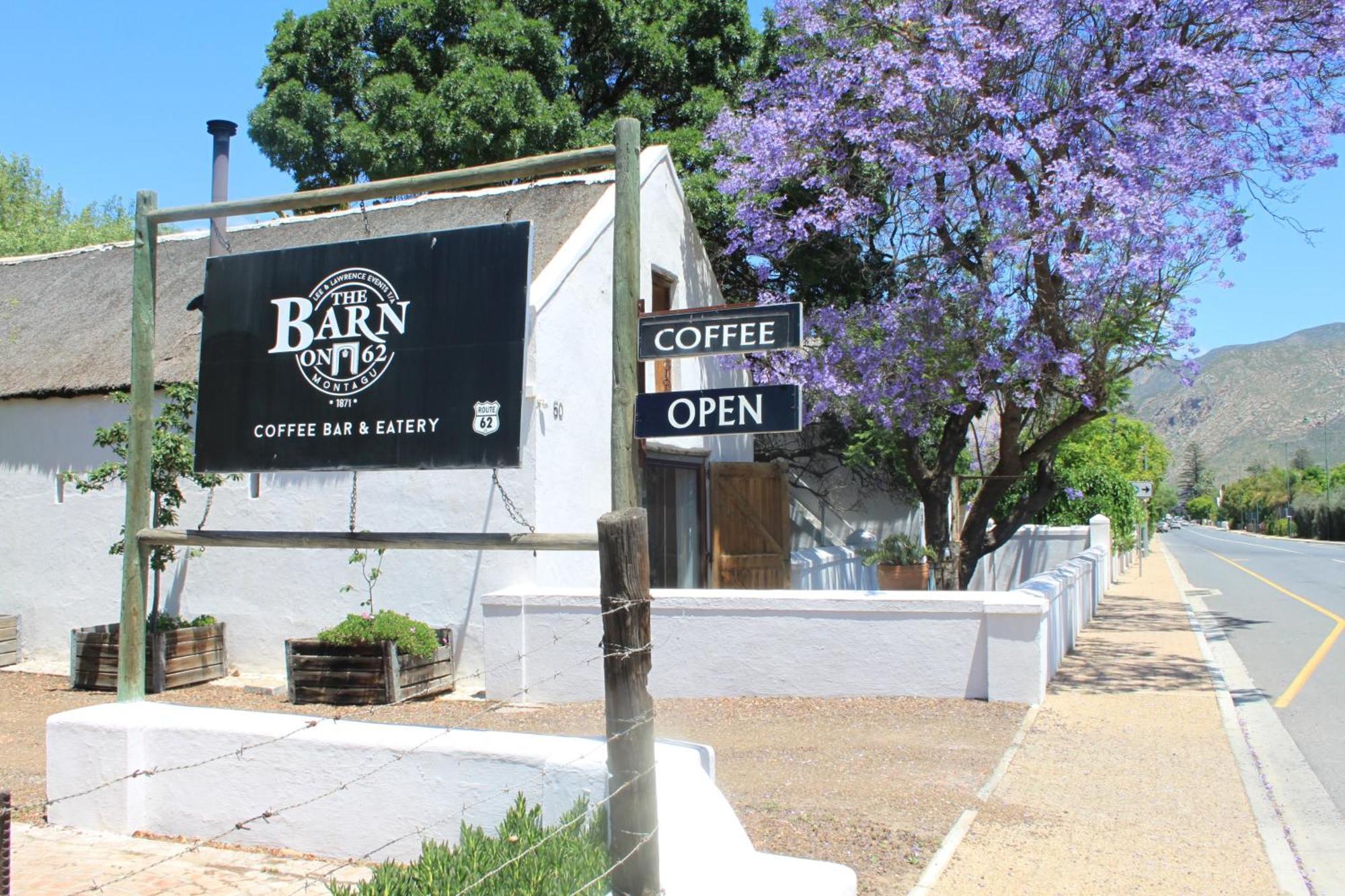 The Barn On 62 - Cottages モンタギュー エクステリア 写真